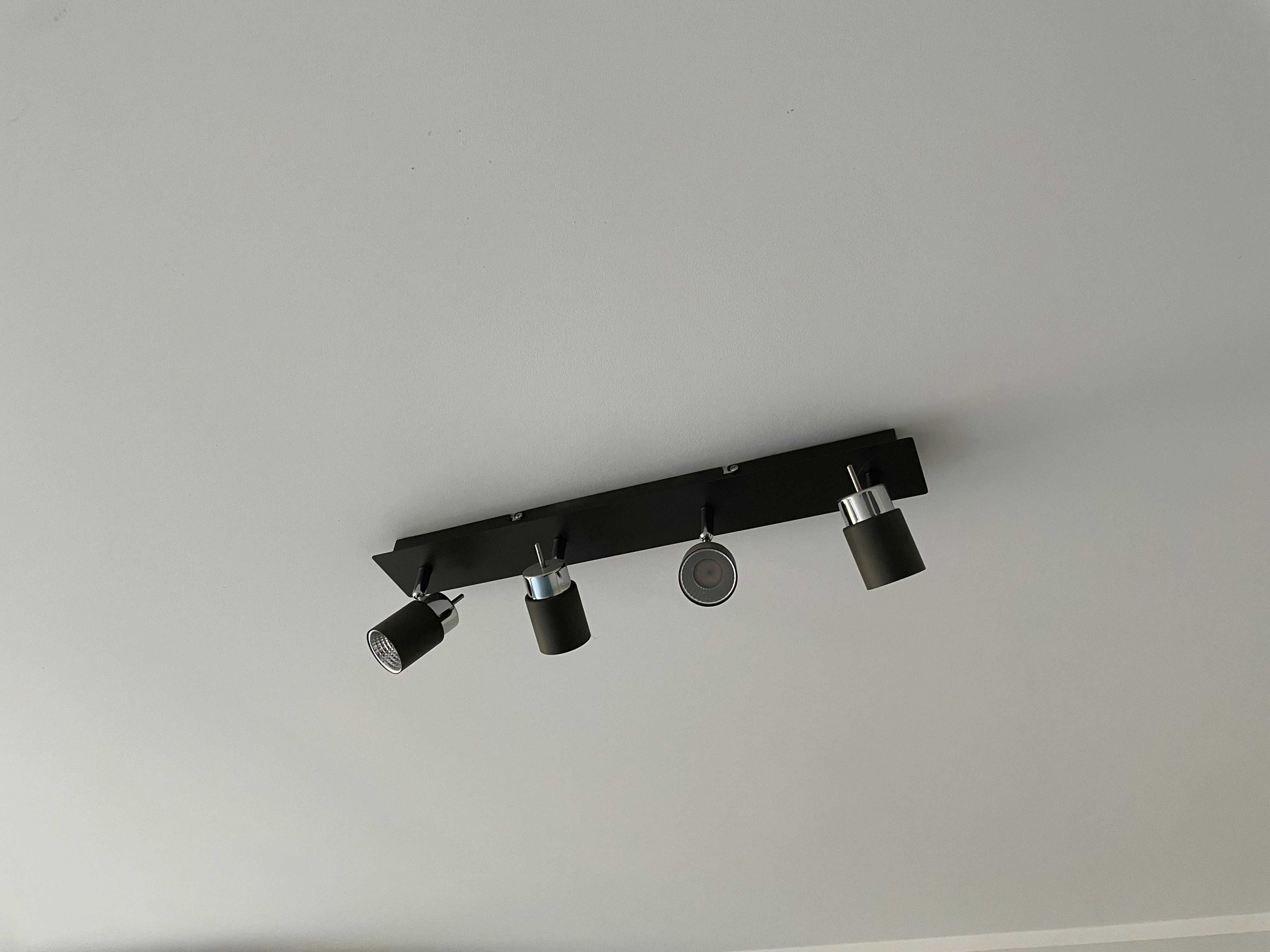Komplet oświetlenia sufitowego i kinkietowego - 11 kompletów lamp !!!