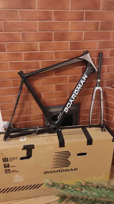 Карбонова рама та вилка Boardman SLR Endurance Disc frameset L XL шосе