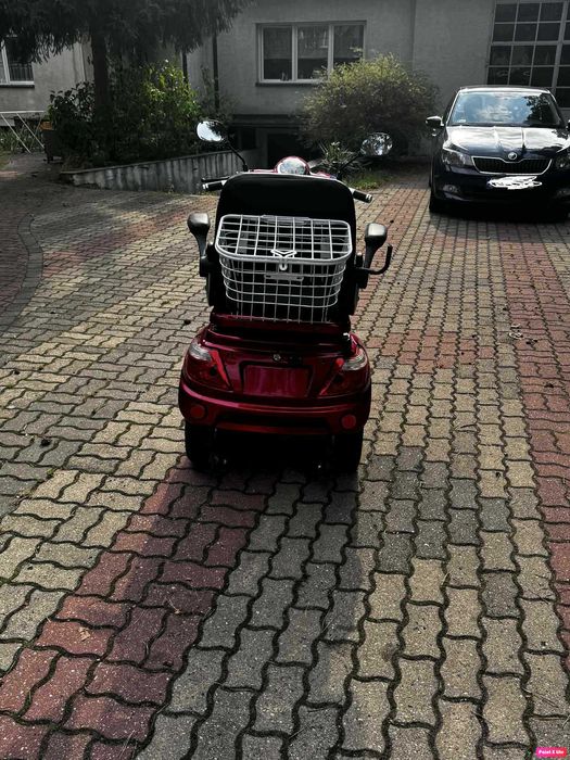 Skuter wózek elektryczny dla seniora / osoby z niepełnosprawnością