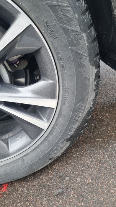 Зимова резина  245/60 R 18 Hankook Winter I*