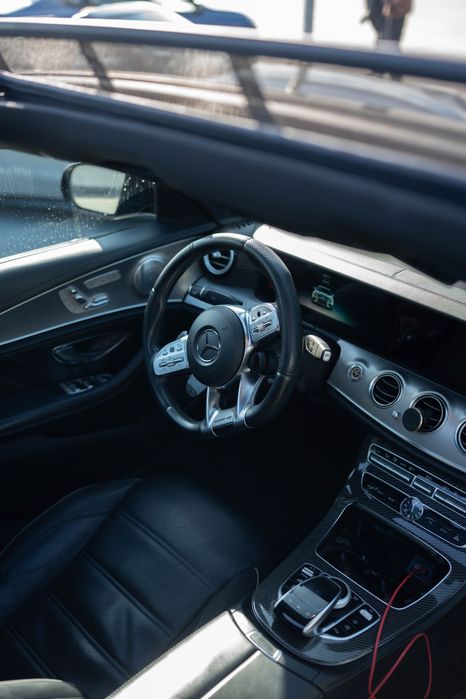 Wynajem Mercedes E63S 800hp OGNIE Z WYDECHU, Wypożyczalnia aut Premium