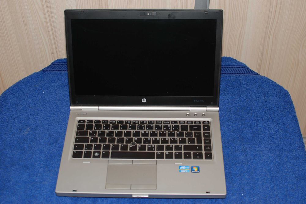Laptop HP8460p na i7- 2620M 8GB DDR3 250 GB SSD