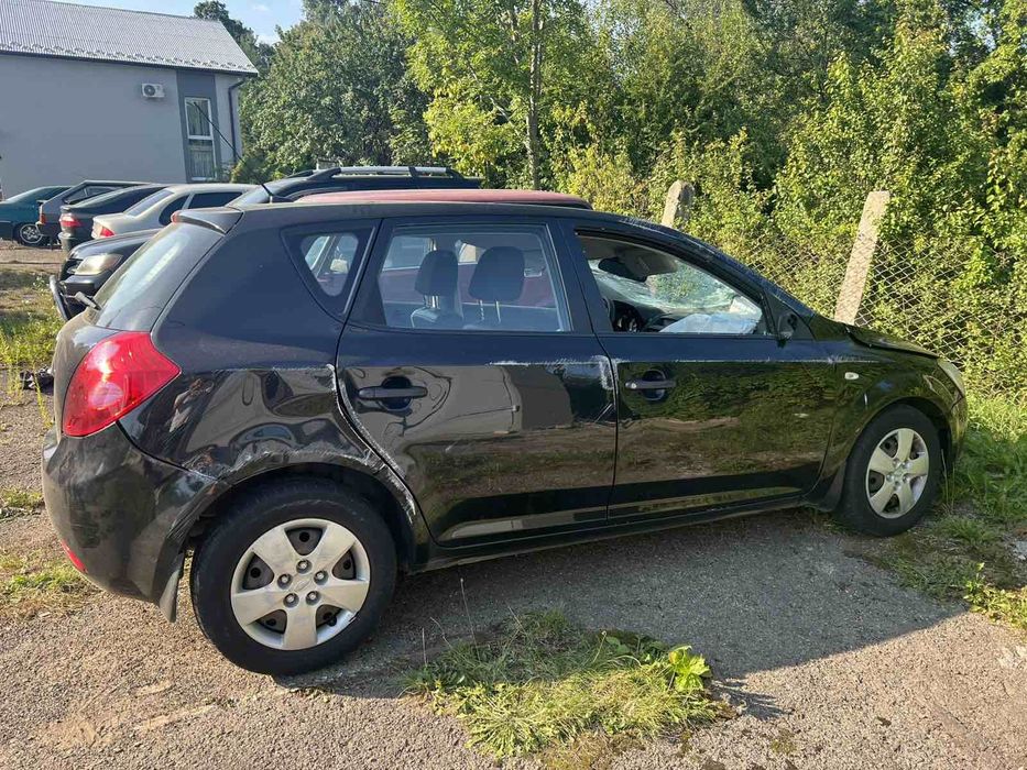 Kia ceed після ДТП