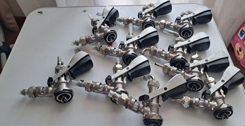 Роздавальна головка  клешні