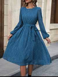 Śliczna niebieska sukienka rozm 44-46