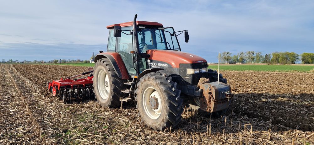 Traktor New Holland m100 Turbo m160 tm160