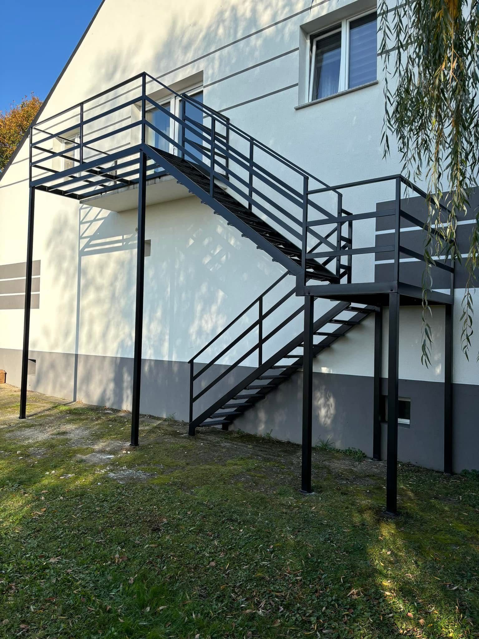 Schody metalowe stalowe zewnętrzne wema