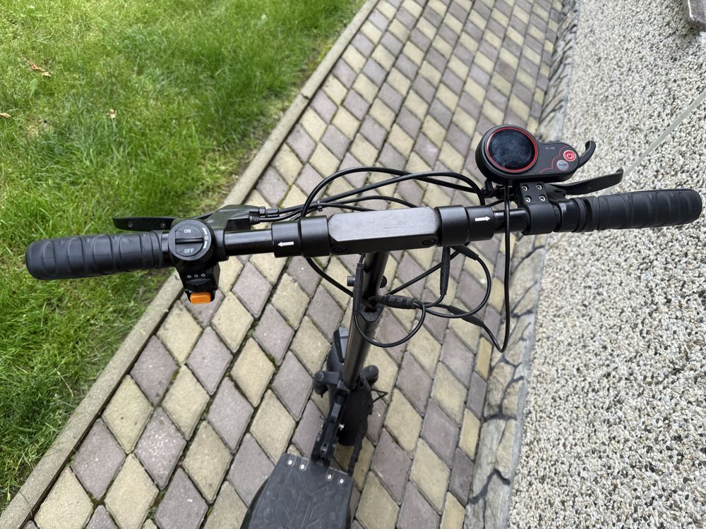 Ектросамокат CROSSER T4