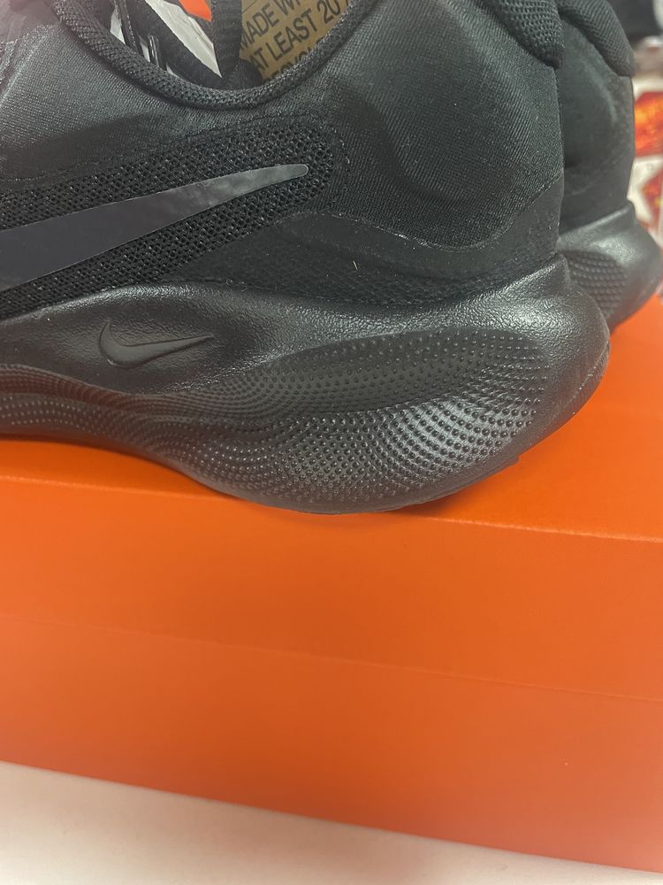 Кросівки Nike REVOLUTION 7 fb2207-005 FB2207-001 кроссовки
