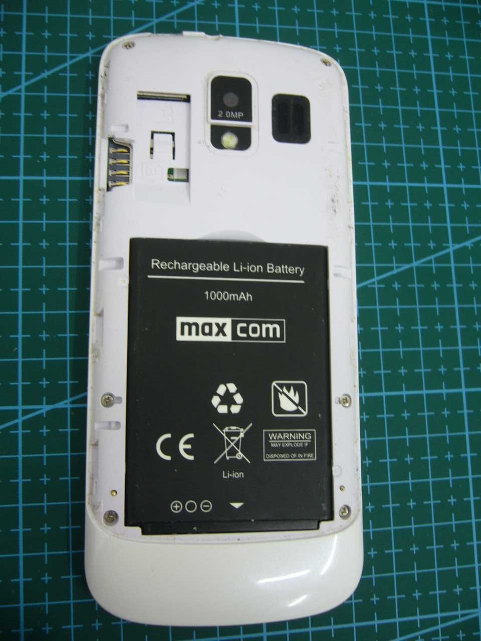 Telefon komórkowy MaxCom MM320