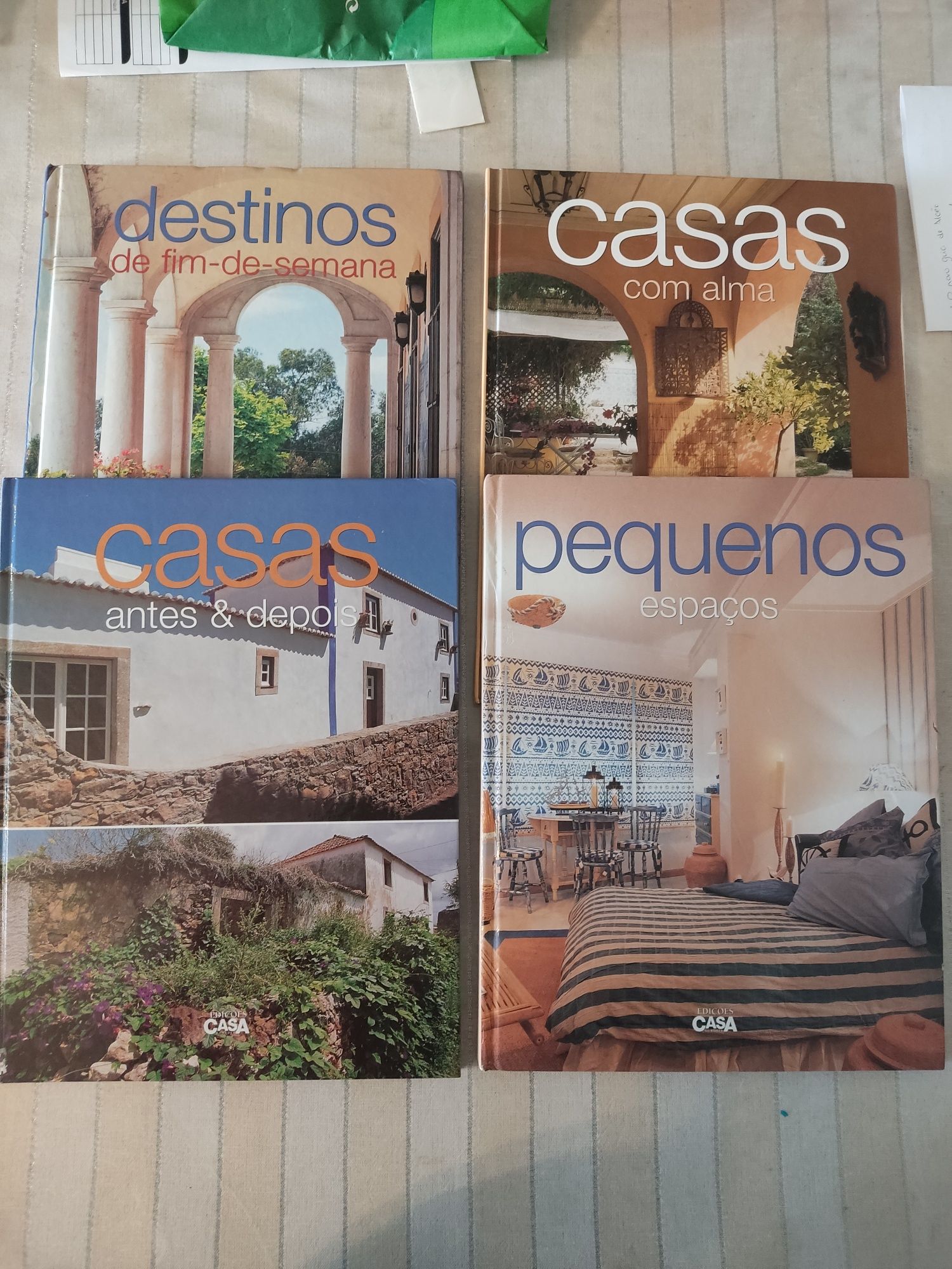 Conjunto de 4 Livros "Edições Casa Cláudia"