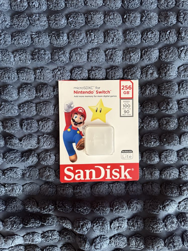 Nintendo Switch OLED + akcesoria