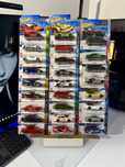 Hot Wheels розпродаж колекції. Діорами, органайзер, чохол, машинки.