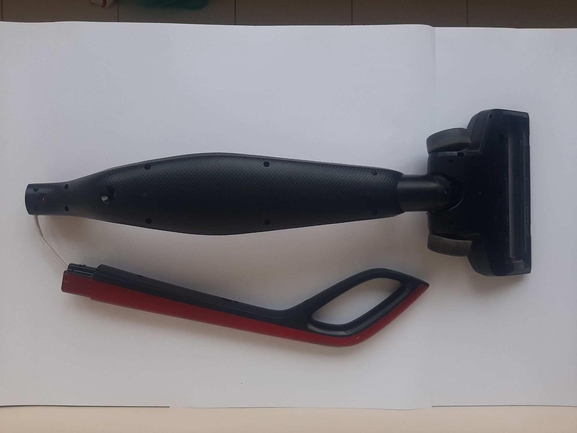 Разборка акумуляторного пилососа Philips FC6172