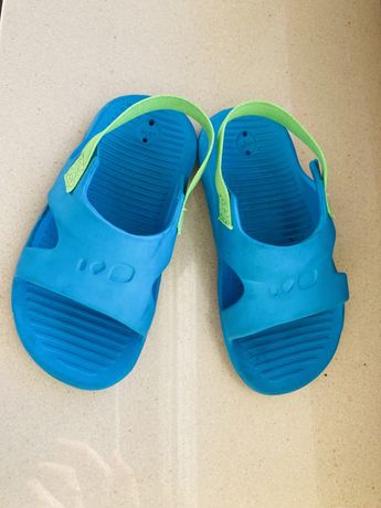 Klapki Nabaiji Decathlon 21-22 13,5cm buty na basen do wody
