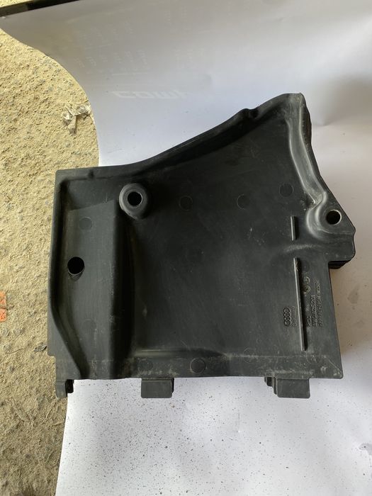 Захист Audi A4 B9,Audi A5 B9,8W0825201,8W0825202