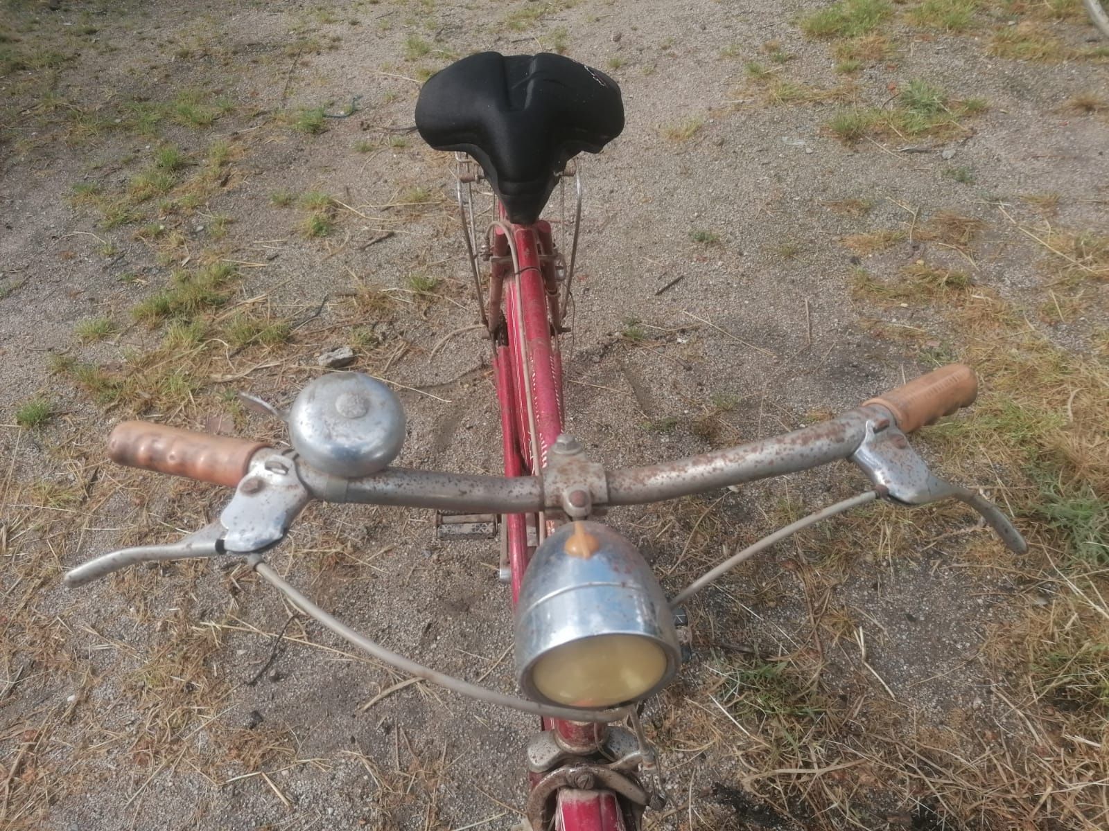 Bicicleta "Pasteleira"  Yé-Yé.
Matríc