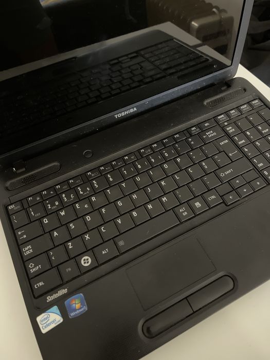 Portátil Toshiba - ler anuncio