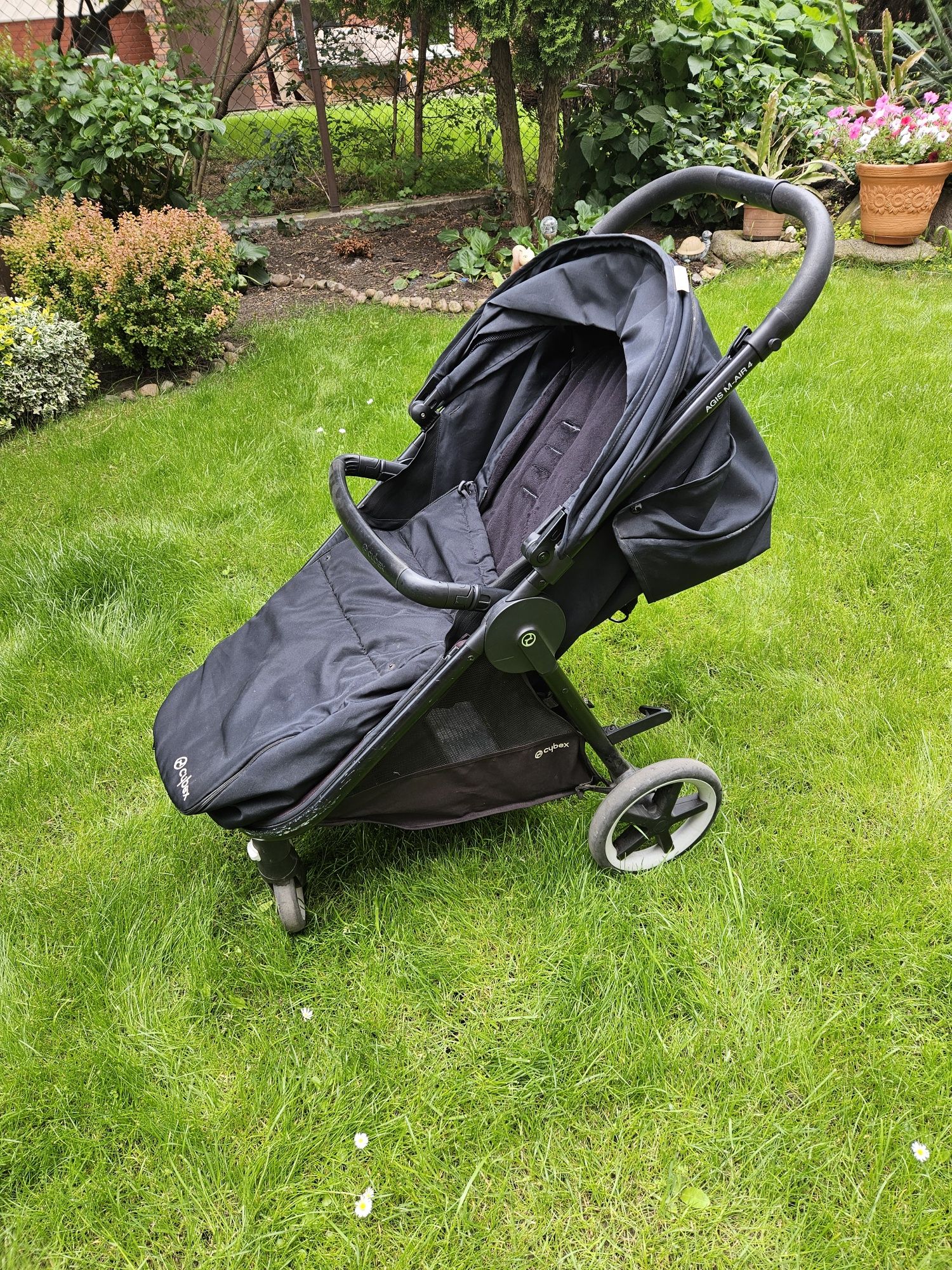 Wózek spacerowy Cybex Agis Air 4 + śpiworek Cybex