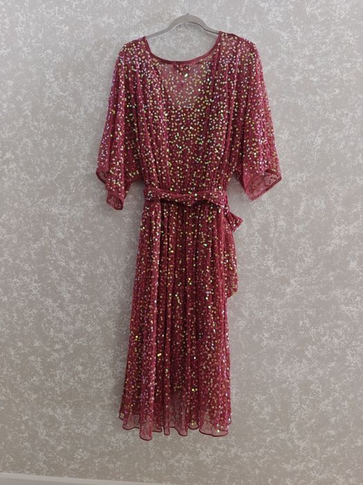 ASOS sukienka koktajlowa wieczorowa suknia cekiny różowa kopertowa