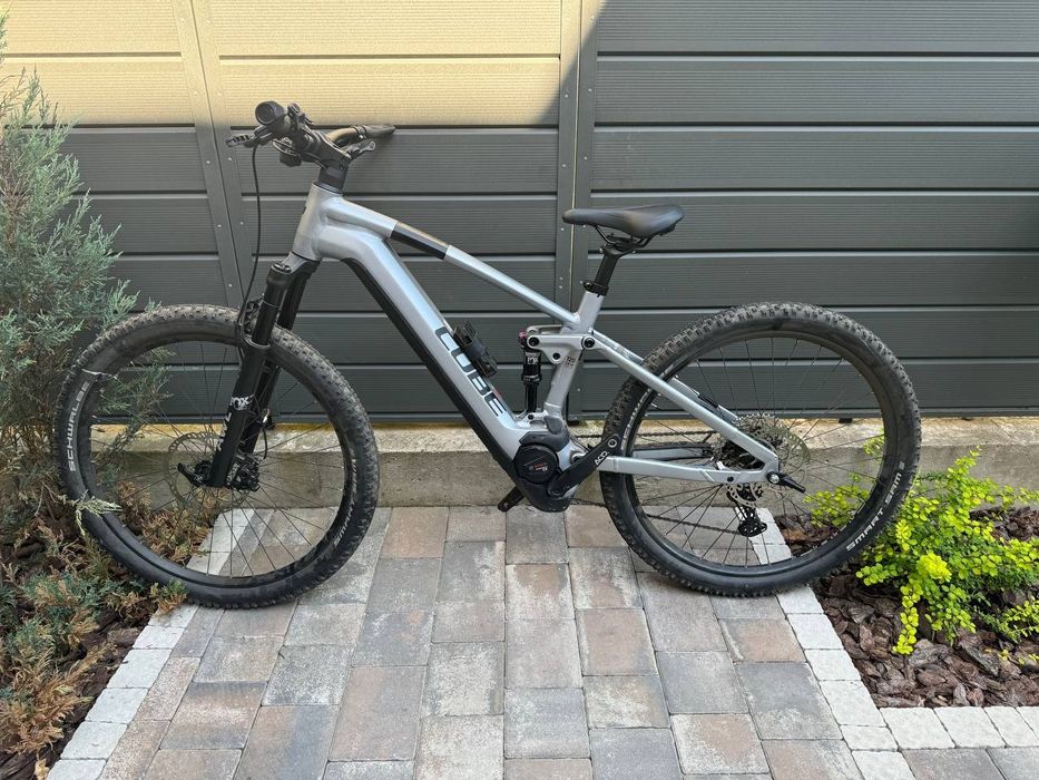 Електровелосипед cube stereo race 750 2023рік