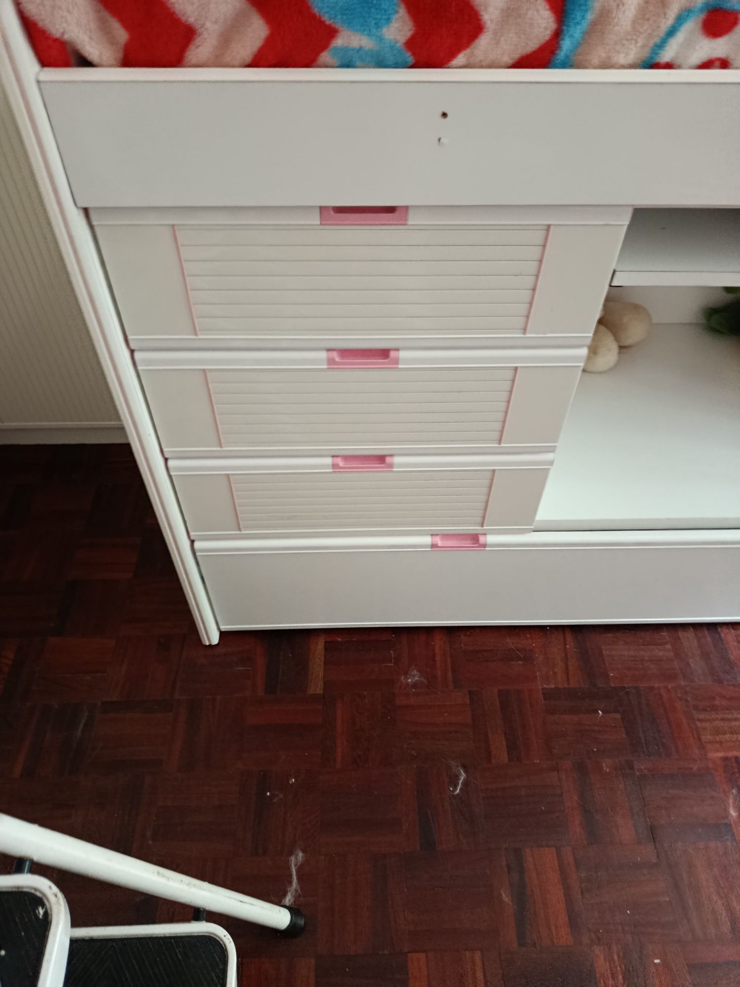 Cama de solteiro sem colchão