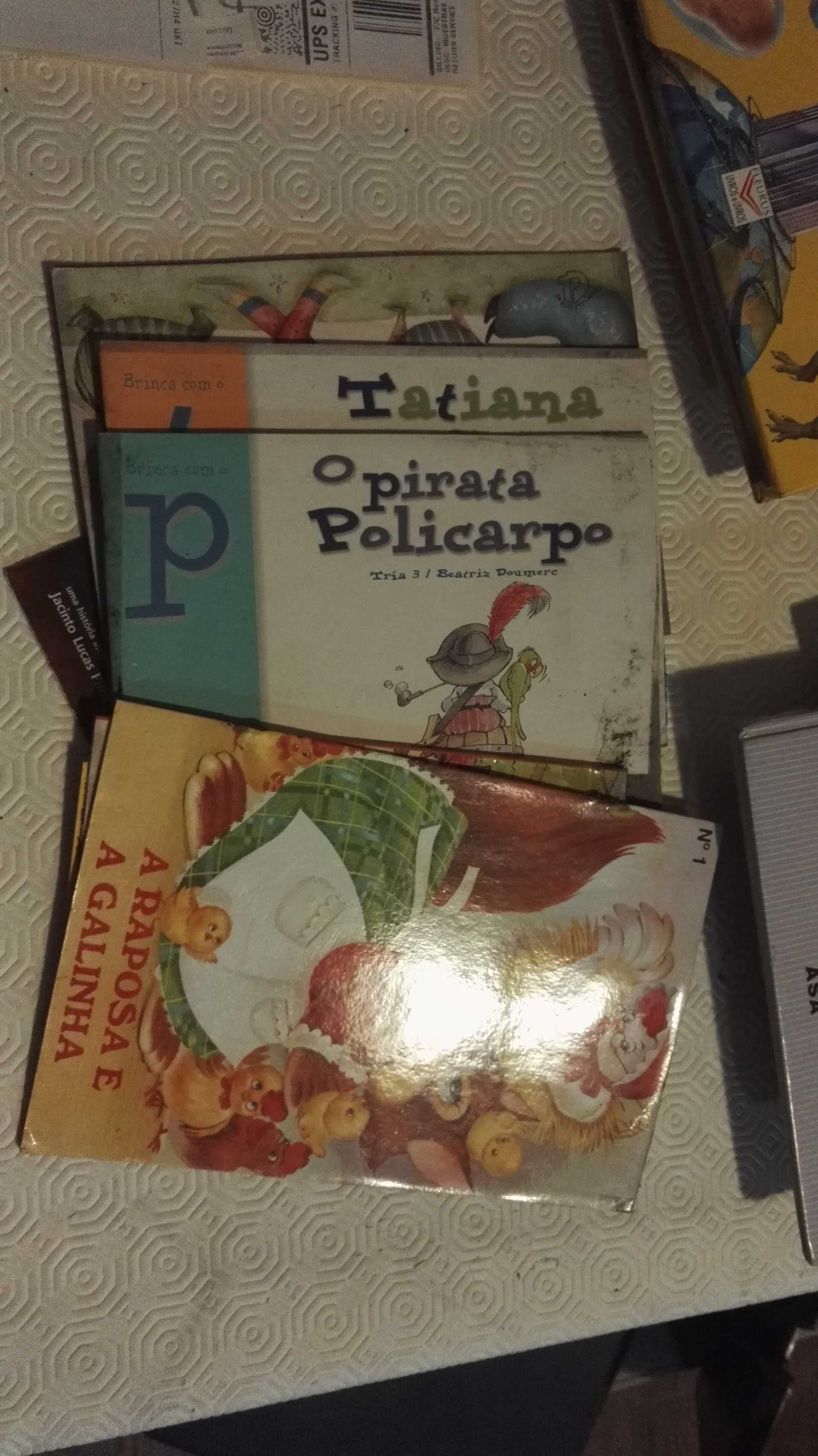 Lote de 14 livros infantis