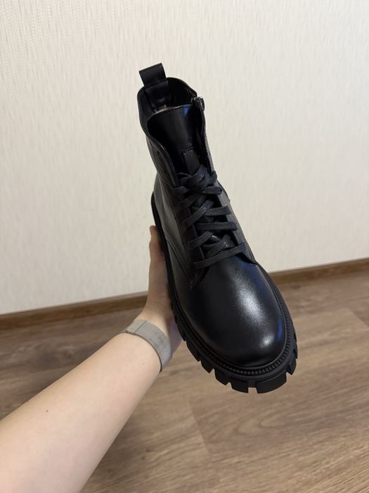 Жіночі зимові ботинки