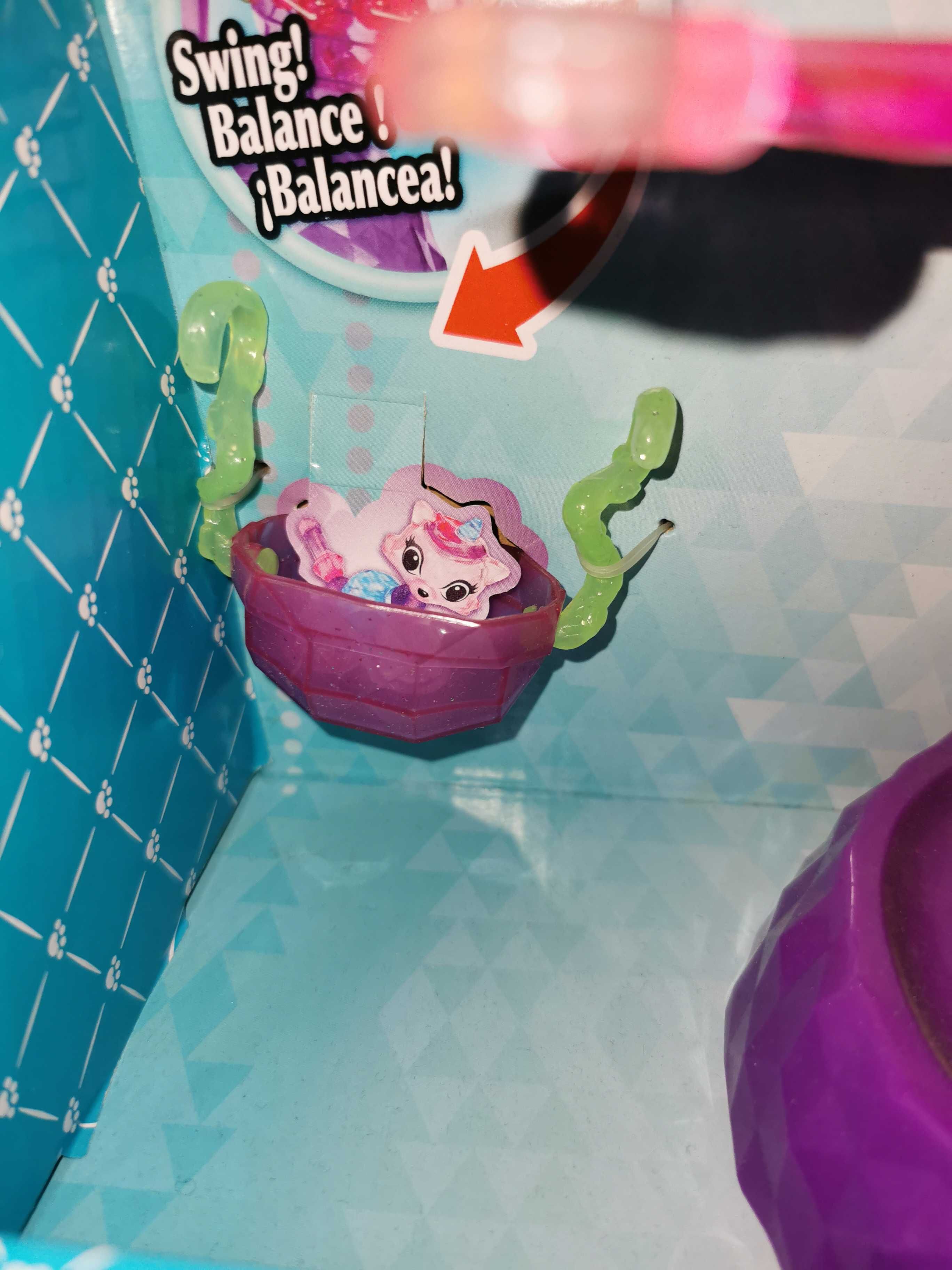Drzewko Twisty Pets stojak na biżuterię + bransoletka dla dziewczynki