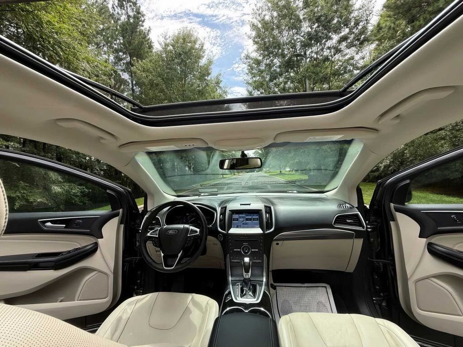 Ford Edge      2016