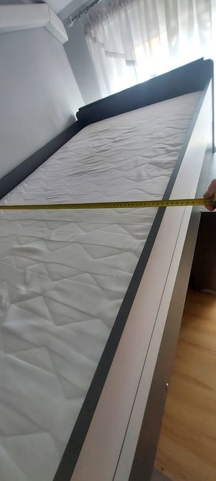 Sprzedam łóżko piętrowe z biurkiem z kolekcji  GUMI.