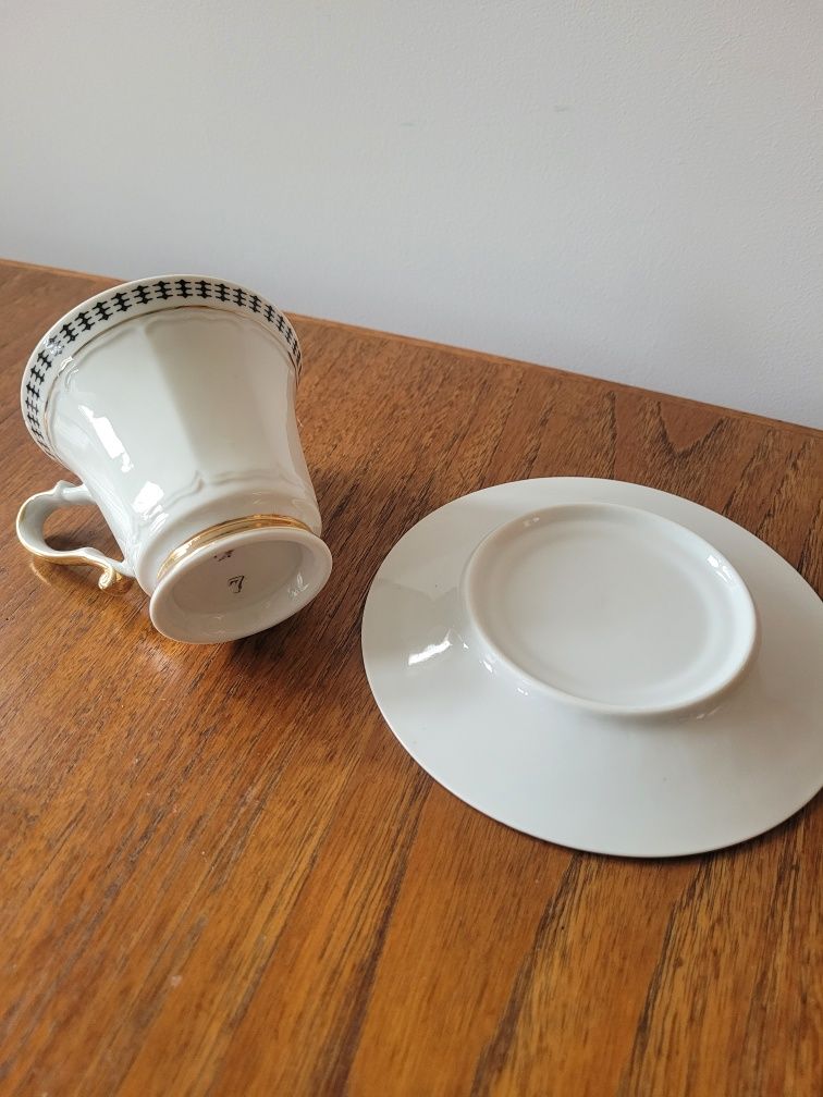 Filiżanka ze spodkiem porcelana vintage
