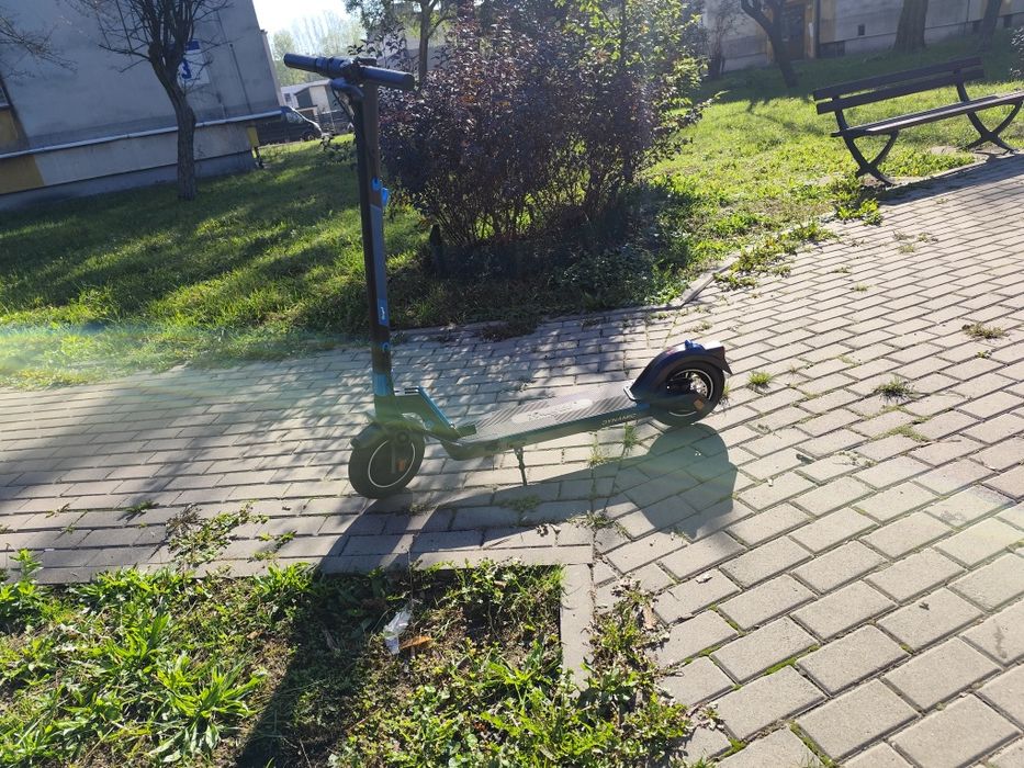 Hulajnoga elektryczna / zamienię za skuter 50cc