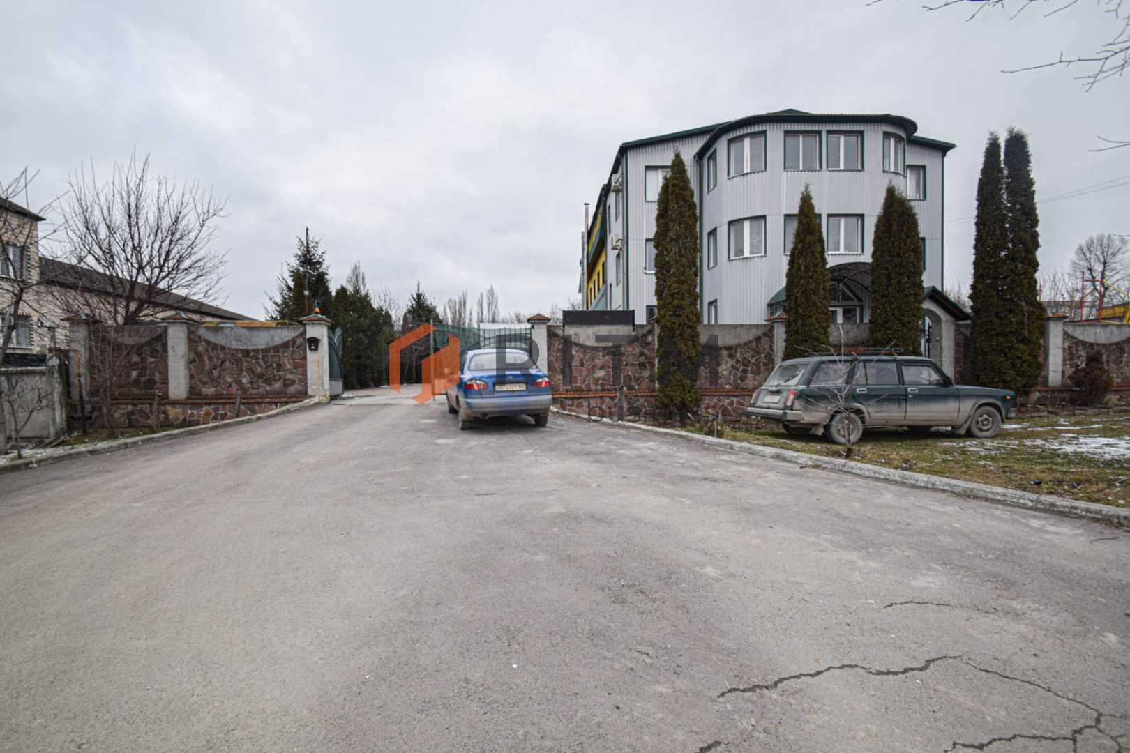 Оренда комерційного приміщення по вулиці Поліська, 53 м²