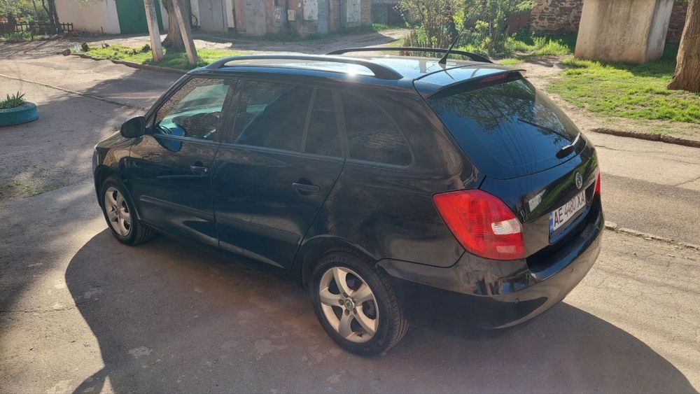 Skoda Fabia 2, 1.6 бензин, автомат