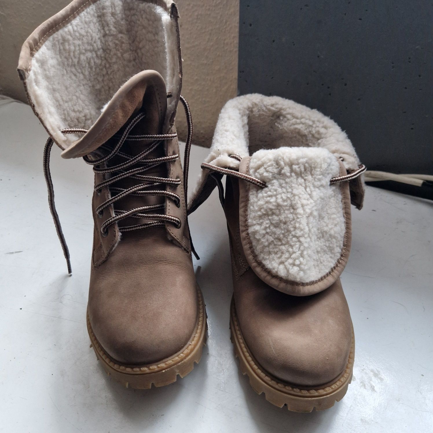 Buty landrover roz 40 zima