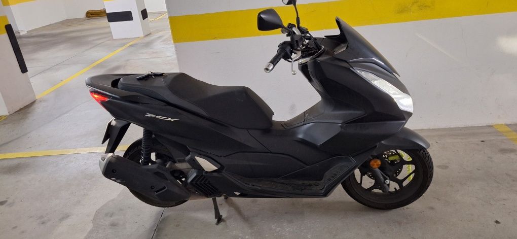Vendo Honda PCX 2022
