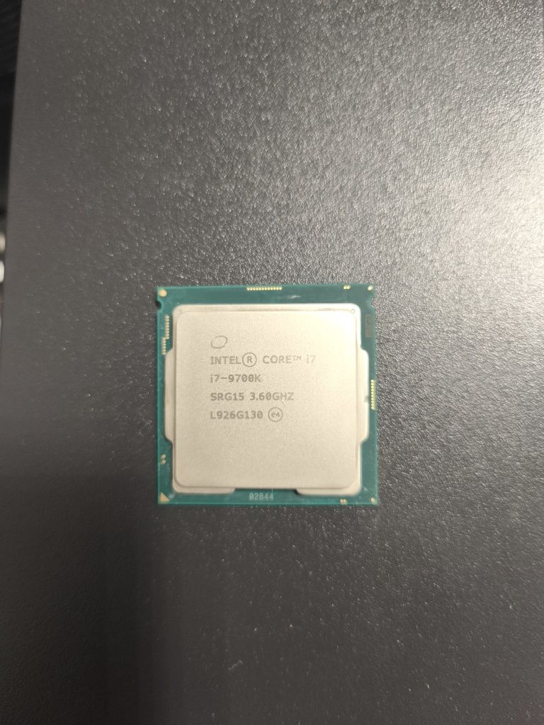 Продам intel core i7 9700k, msi z390a pro, huperX ddr4 32gb
