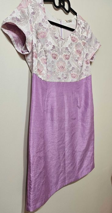 Piękny komplet pastelowy sukienka płaszczyk r 40 42