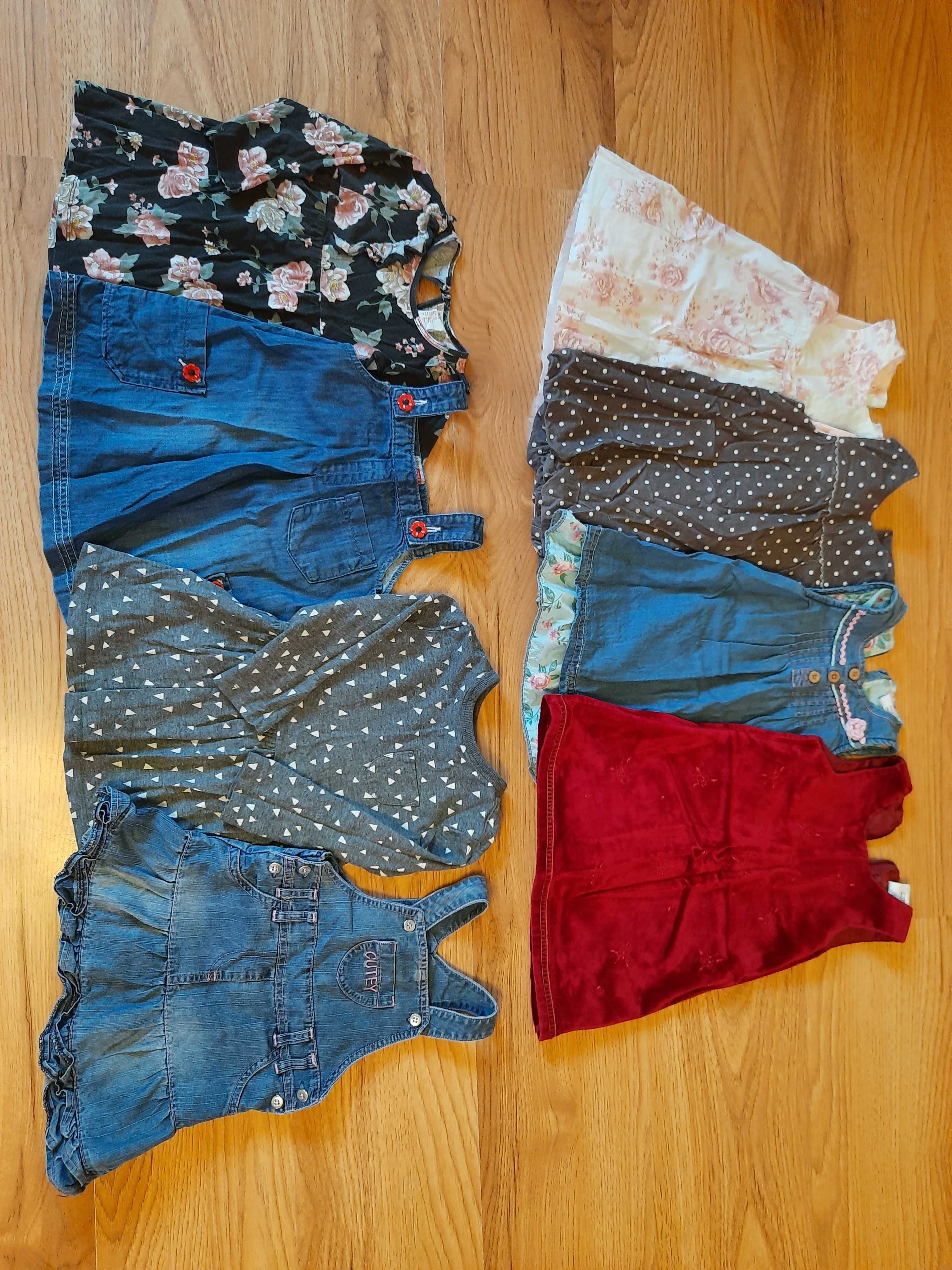Sukienki na wiosnę/jesień r. 80