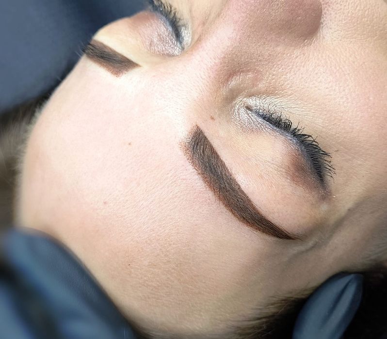 Makijaż permanentny brwi, makijaż permanentny ust, brwi ombre, usta