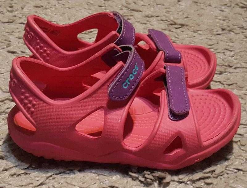 Оригинал.фирменные,легкие сандалии crocs kids swiftwater