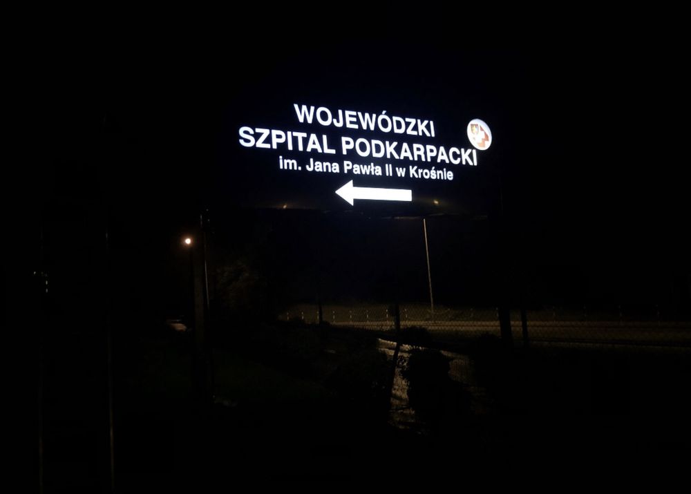 Kaseton szyld reklama podświetlana 300x50 LED dibond