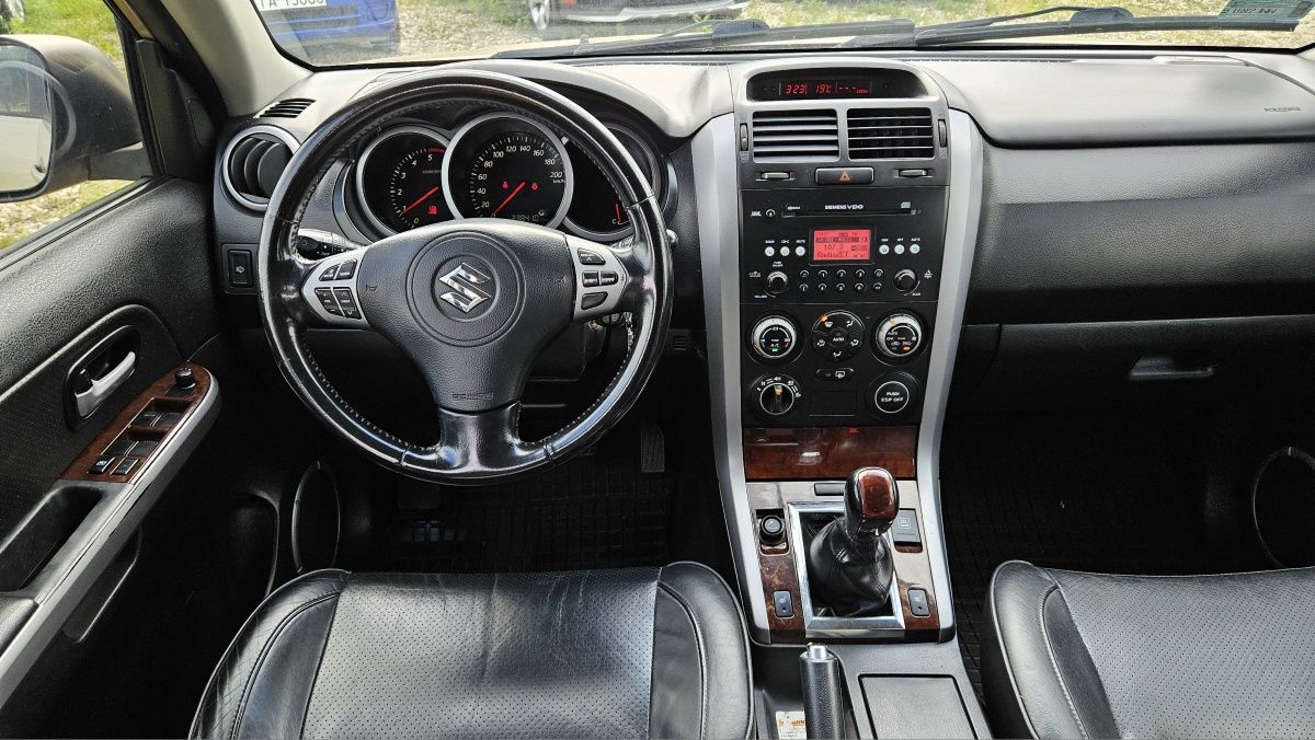 Suzuki Gand Vitara 1.9 Diesel 4x4 Skóra Xenon stan dobry