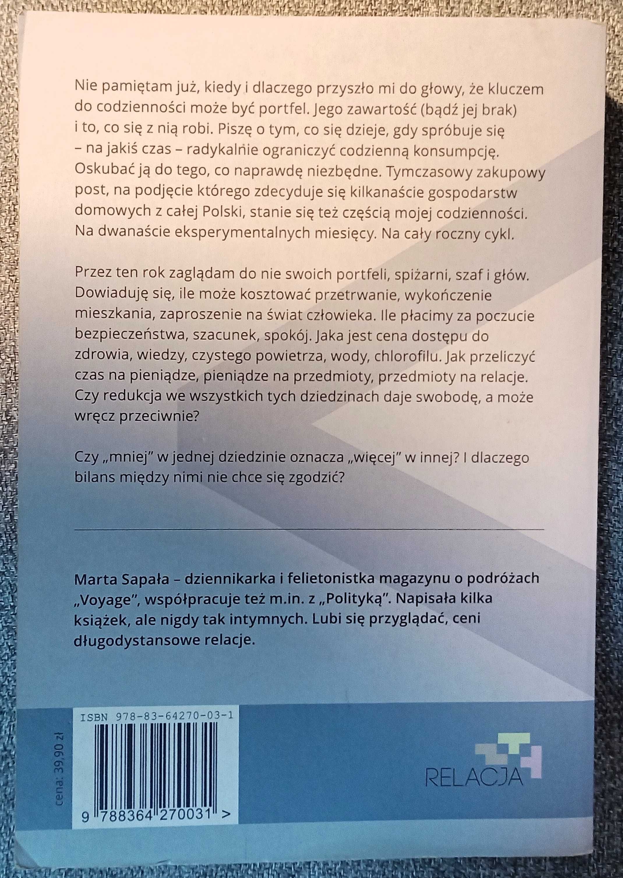 Marat Sapała: Mniej. Intymny portret zakupowy Polaków