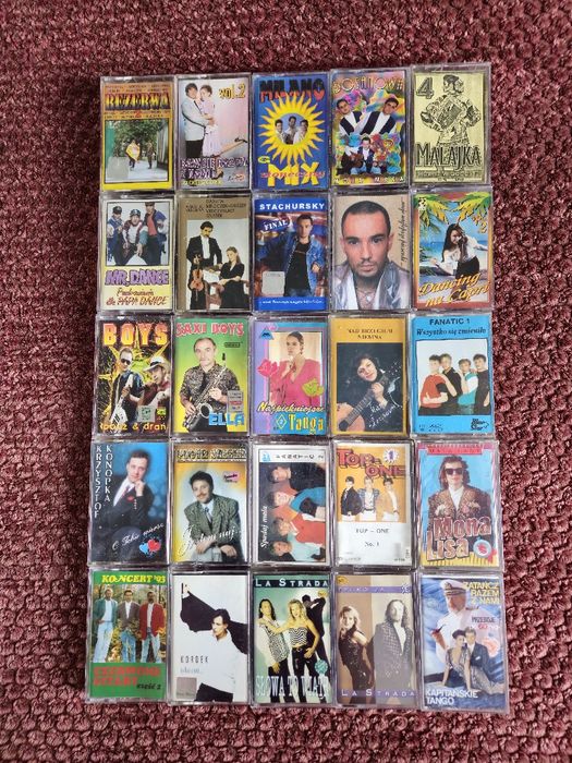 Zestaw 25 sztuk kaset disco polo doskonałe stany 

Sprzedam w całości