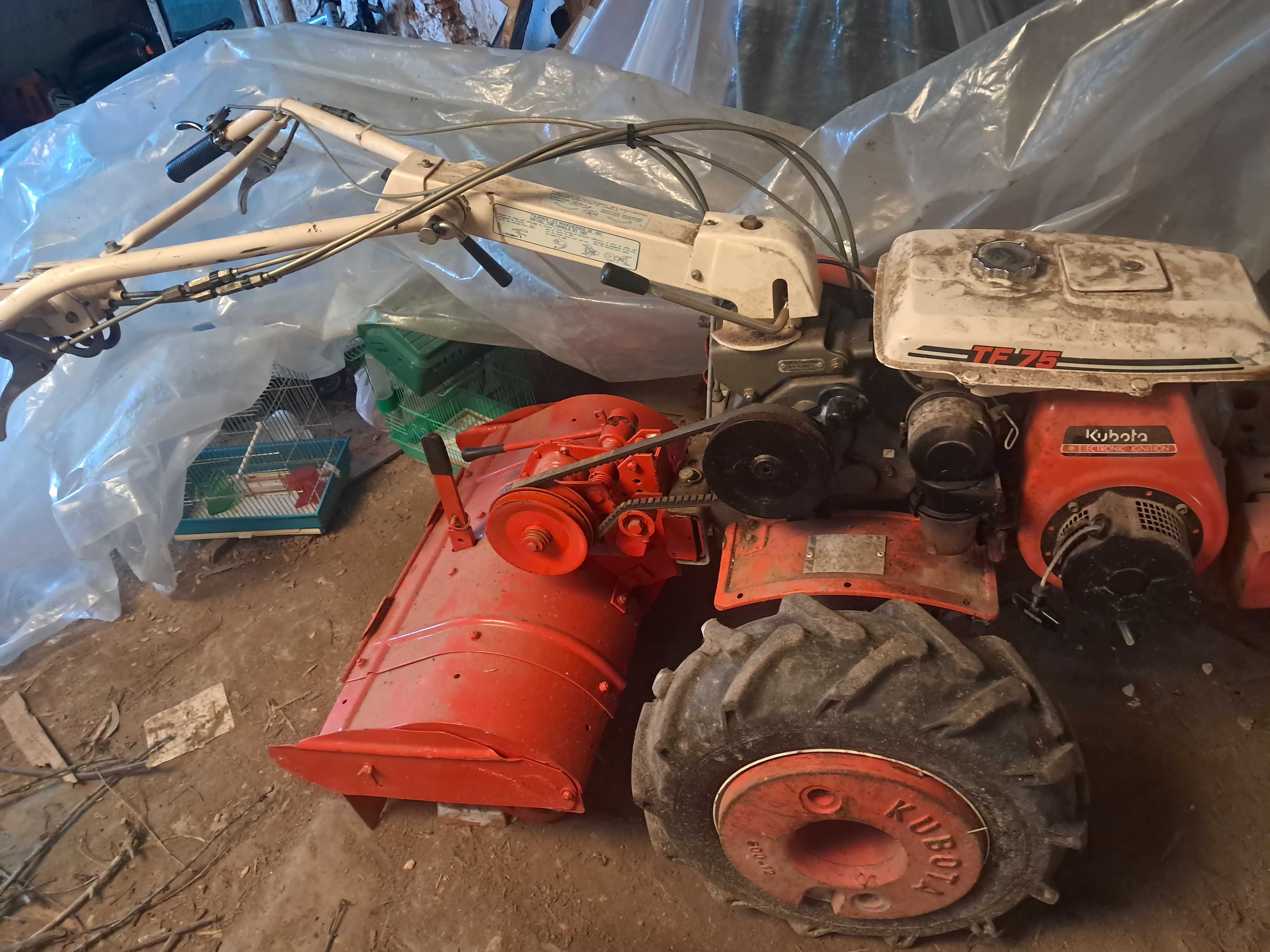 Kubota75 Motocultivador que faz moto enxada com alfaias