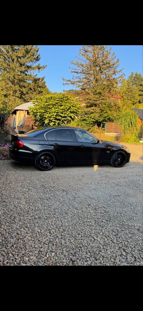 BMW E90 330iX xDrive 272KM • 2011 • 170 tys km