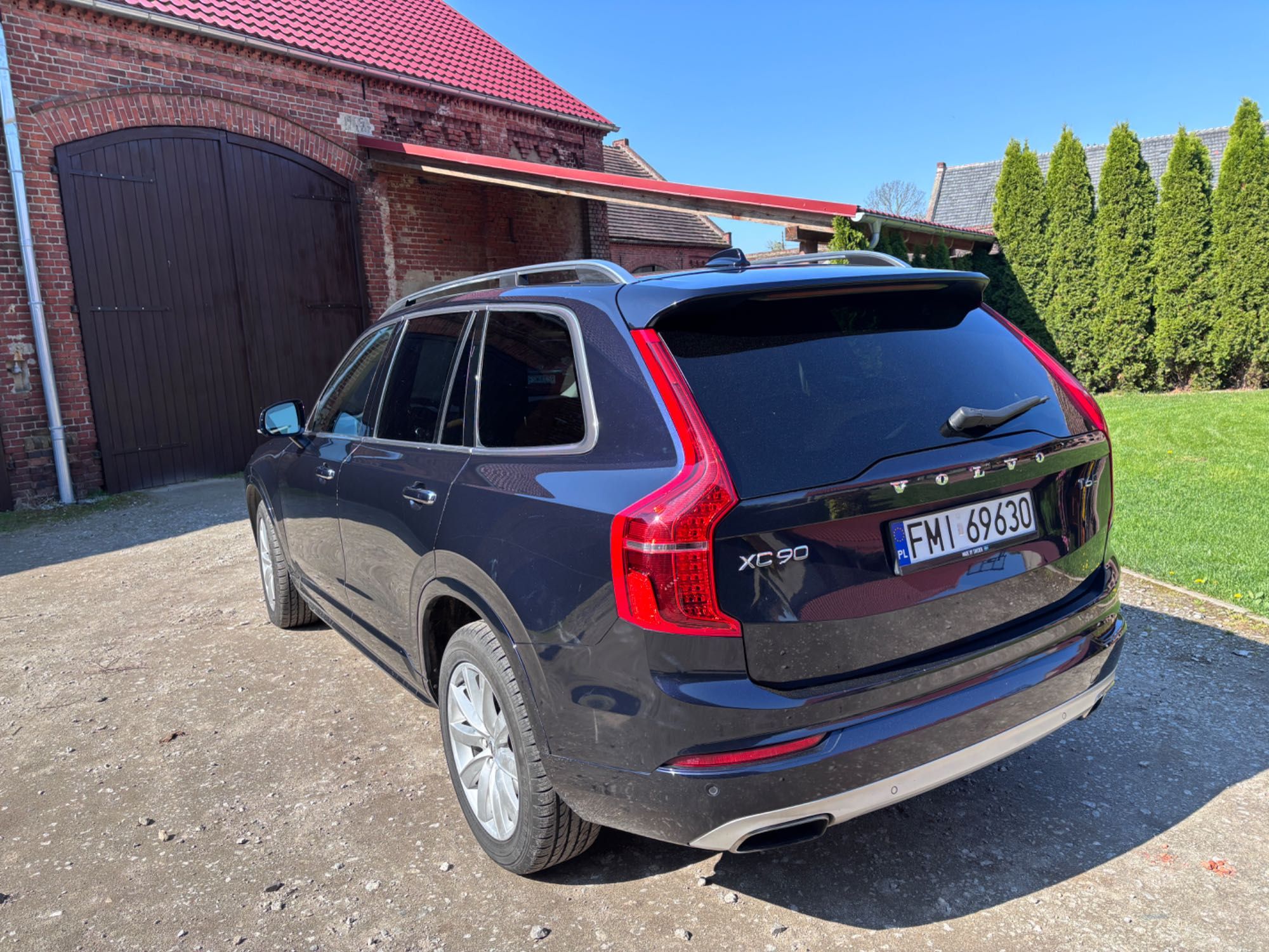 VOLVO XC90 2.0 Pb • 2016 • MOMENTUM • 7-osobowy •Kamery 360°
