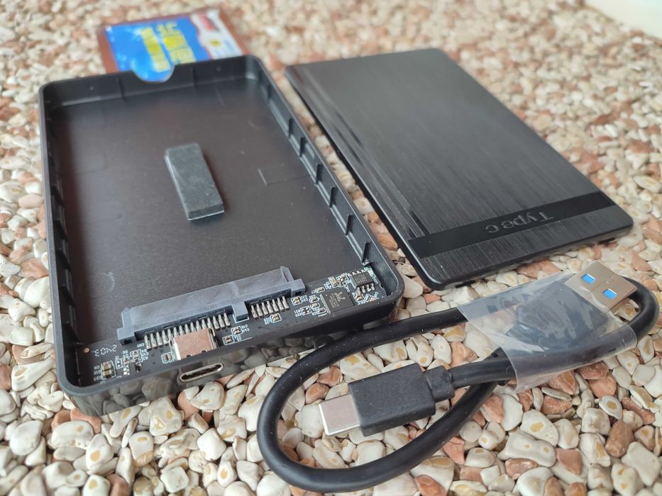 Kapsułka, koncentrat + obudowa na dyski SSD / HDD 2,5'' USB-C. Nowe.
